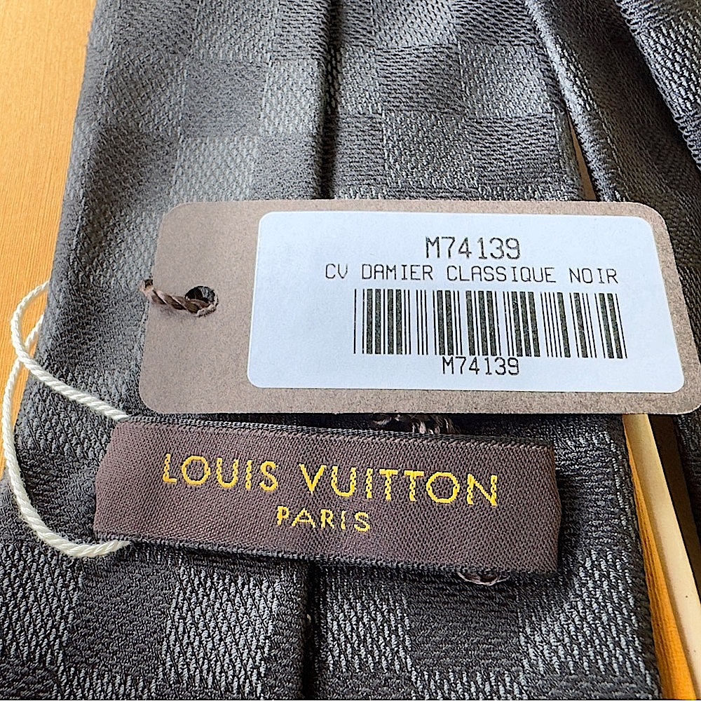 🎁LV HOLIDAY 26’🎁🔥🆕💯 RARE LOUIS VUITTON CLASSIQUE DAMIER DUEL MONOGRAM TIE🔥HOT🔥 - Picture 4 of 17